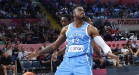 勇士队核心球员亿元四年锁长约，挑战短期战术布局